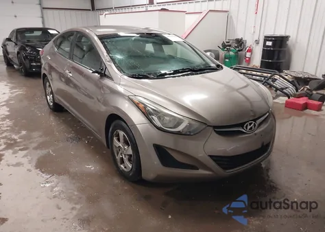 2014 Hyundai Elantra Se z USA, uszkodzony, nr VIN 5NPDH4AE6EH504302